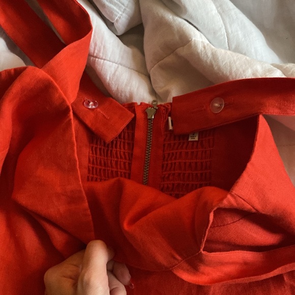 Reformation %100 Linen Manet Dress in Hot Day - Picture 16 of 16